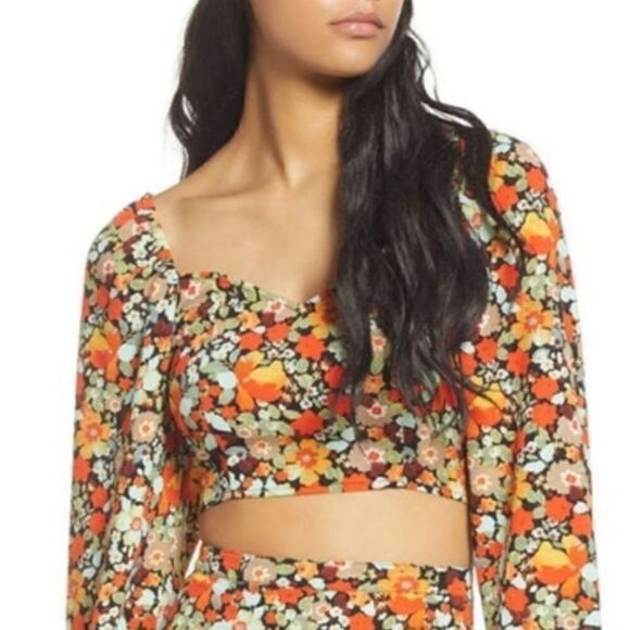 Vera Moda Sweetheart neck crop top - Picture 1 of 5